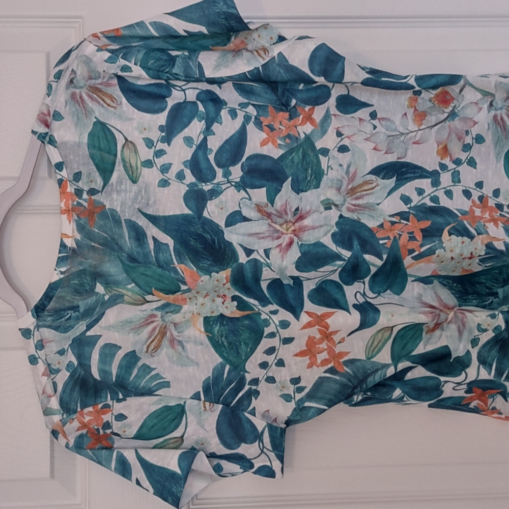 Milano White and Blue Cap Sleeve Blouse with Peter Pan Collar